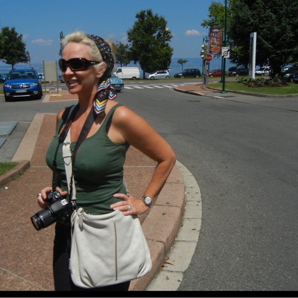 Louis Vuitton Selene Monogram PM Blanc Shoulder Bag - Picture 3 of 16